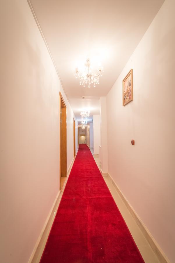 Hotel Foisor Bucharest Exterior photo