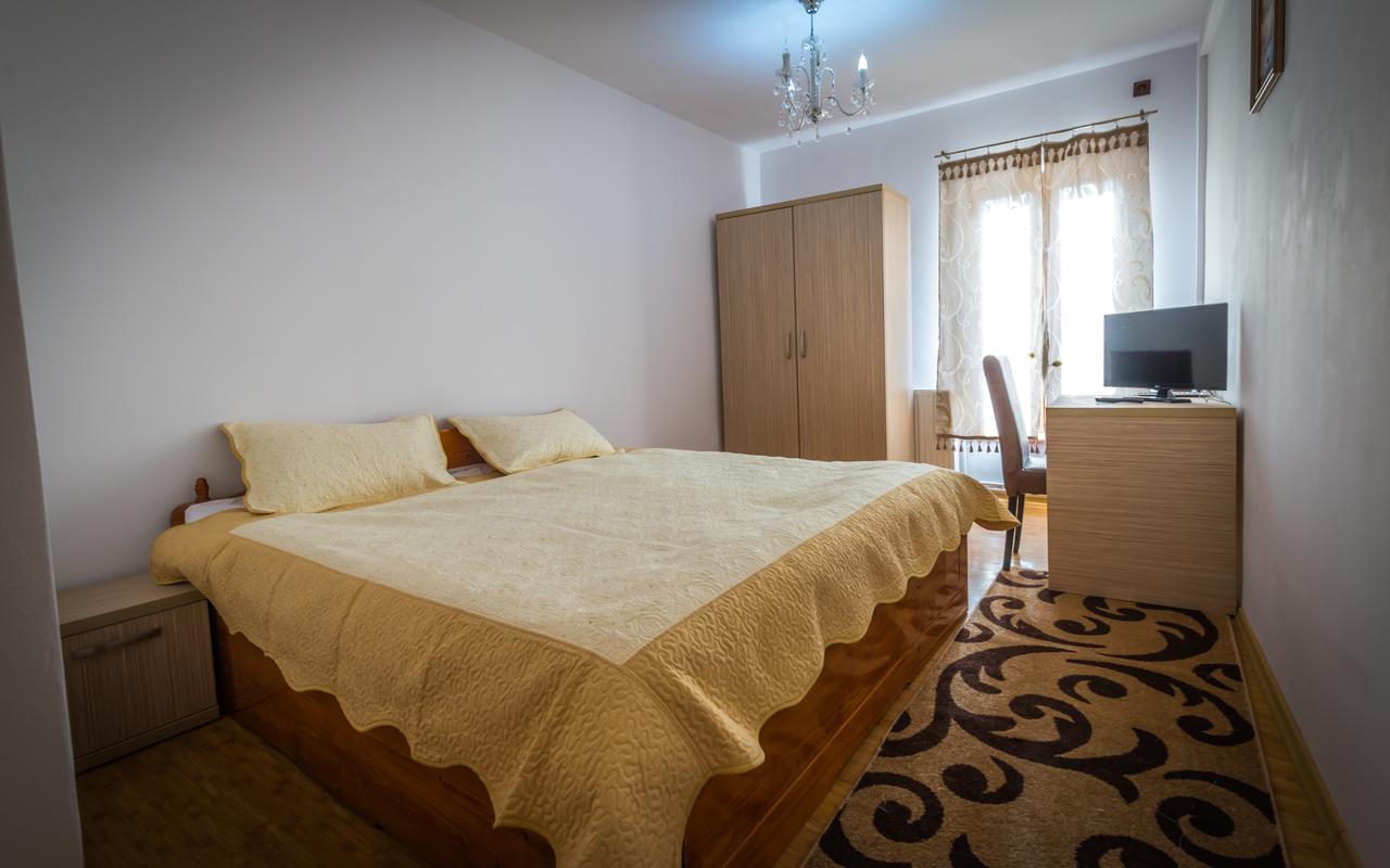Hotel Foisor Bucharest Exterior photo